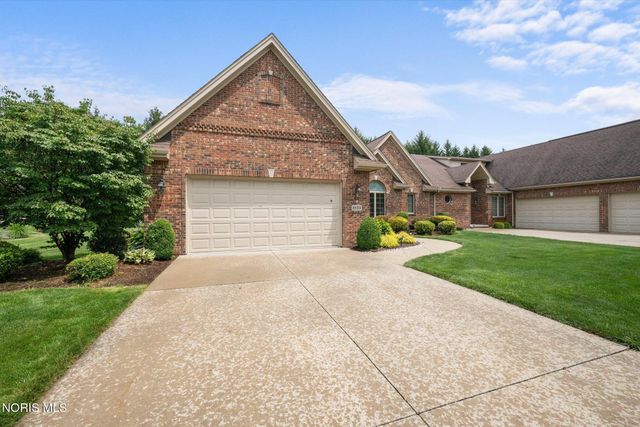 3835 Deer Valley Lane, Maumee, OH 43537