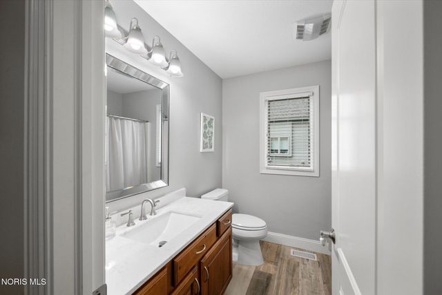 3835 Deer Valley Lane, Maumee, OH 43537