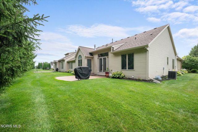 3835 Deer Valley Lane, Maumee, OH 43537