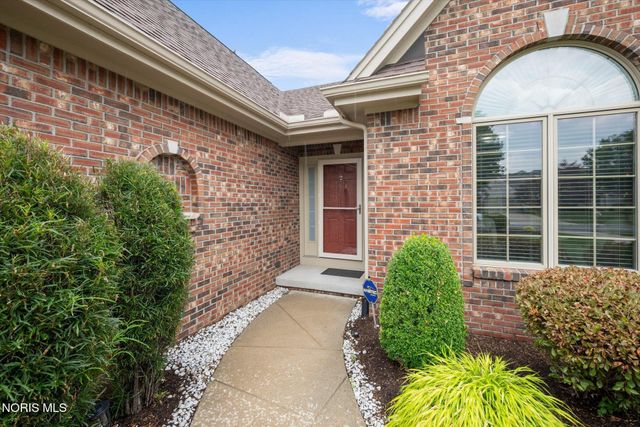 3835 Deer Valley Lane, Maumee, OH 43537