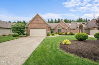 3835 Deer Valley Lane, Maumee, OH 43537