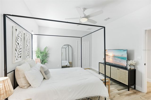 1735 LAKE VERONA CIRCLE, Bradenton, FL 34211