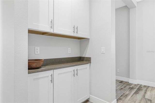 1735 LAKE VERONA CIRCLE, Bradenton, FL 34211