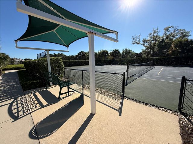 1735 LAKE VERONA CIRCLE, Bradenton, FL 34211