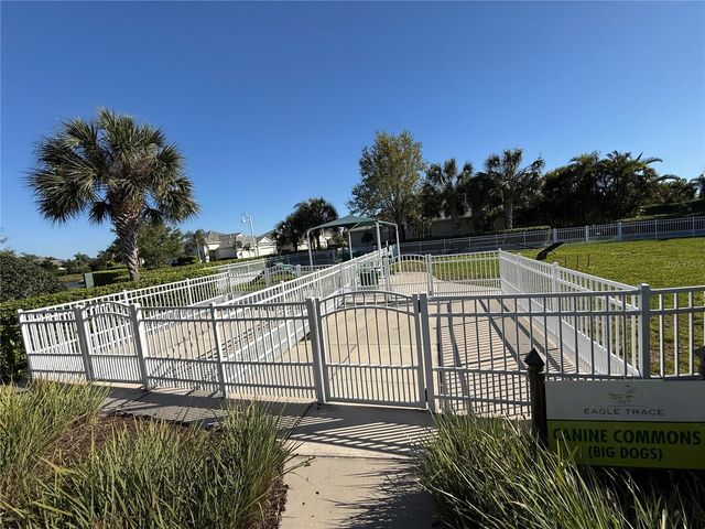 1735 LAKE VERONA CIRCLE, Bradenton, FL 34211