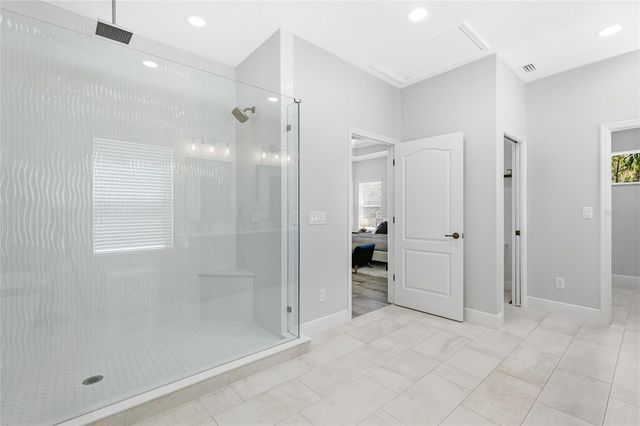 1735 LAKE VERONA CIRCLE, Bradenton, FL 34211