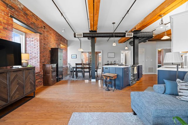 6 Bay Rd Unit 9, Newmarket, NH 03857