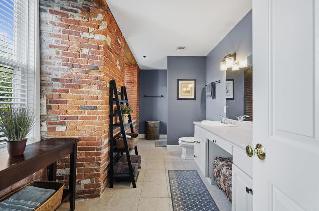 6 Bay Rd Unit 9, Newmarket, NH 03857