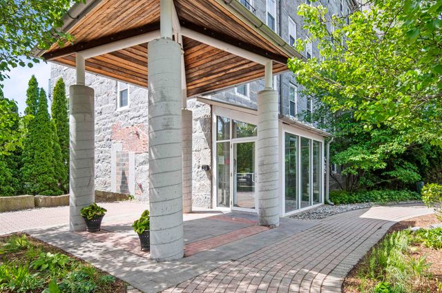 6 Bay Rd Unit 9, Newmarket, NH 03857