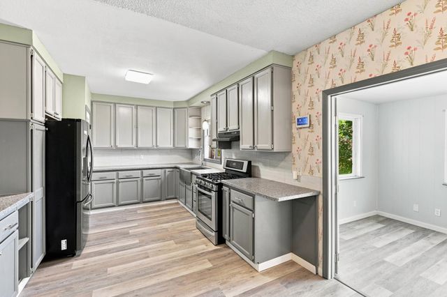 12430 W 13th Ave, Airway Heights, WA 99001