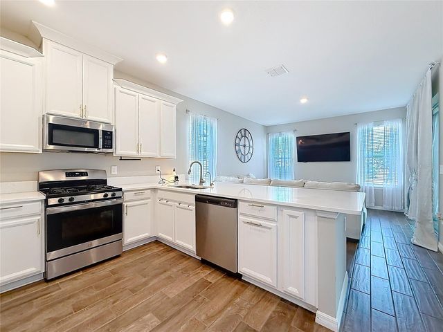 2854 HIGH POINTE STREET, Clermont, FL 34711