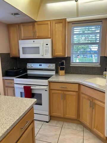 1903 SW Palm City Road 2, Stuart, FL 34994