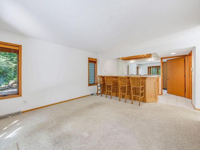 S1W31450 Hickory Hollow COURT, Delafield, WI 53018