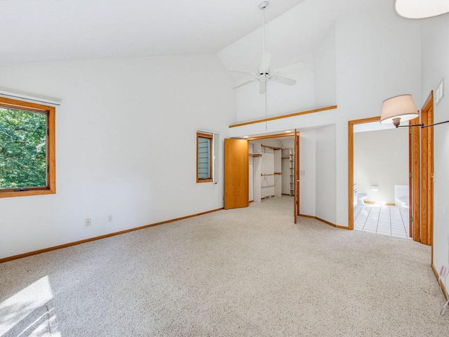S1W31450 Hickory Hollow COURT, Delafield, WI 53018