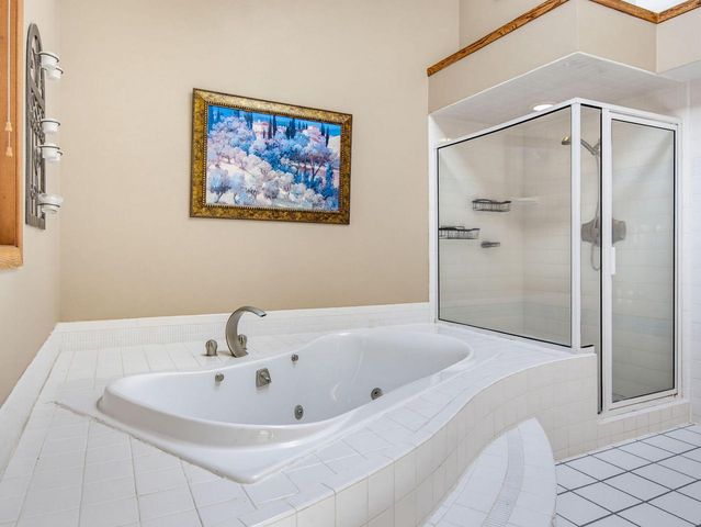 S1W31450 Hickory Hollow COURT, Delafield, WI 53018