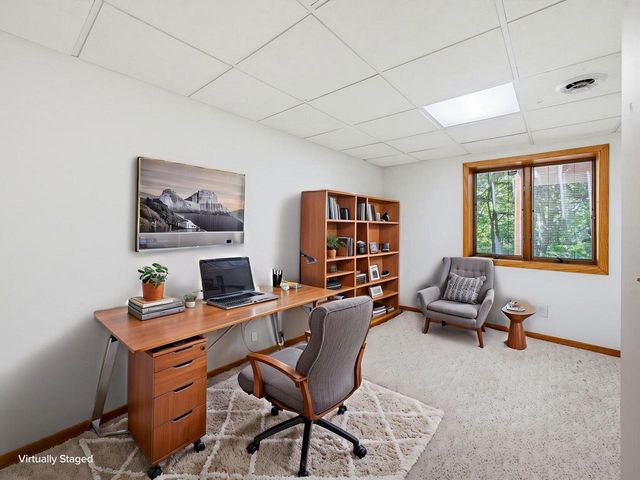 S1W31450 Hickory Hollow COURT, Delafield, WI 53018
