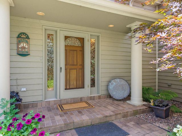 S1W31450 Hickory Hollow COURT, Delafield, WI 53018