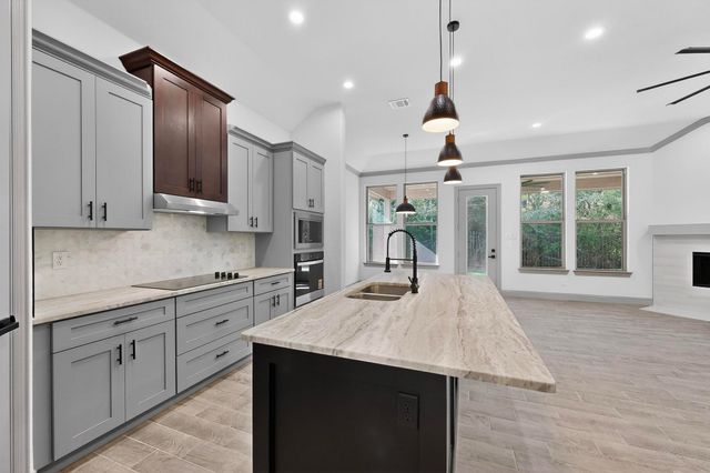 108 Palomita Circle, Athens, TX 75751