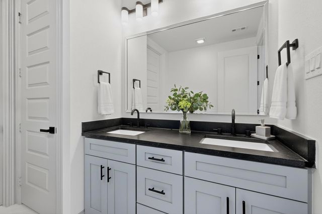 108 Palomita Circle, Athens, TX 75751