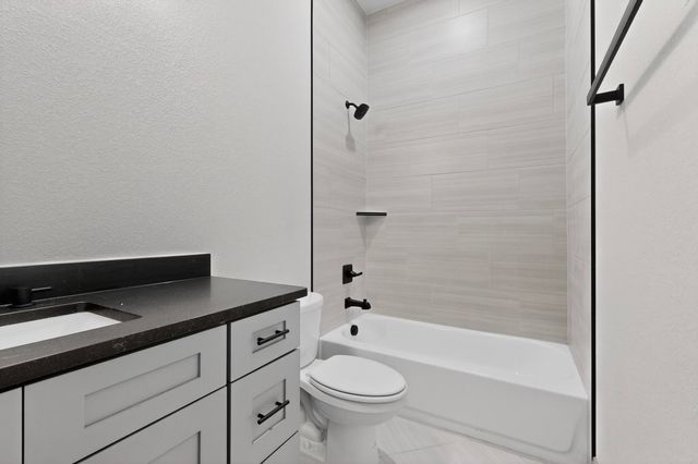 108 Palomita Circle, Athens, TX 75751