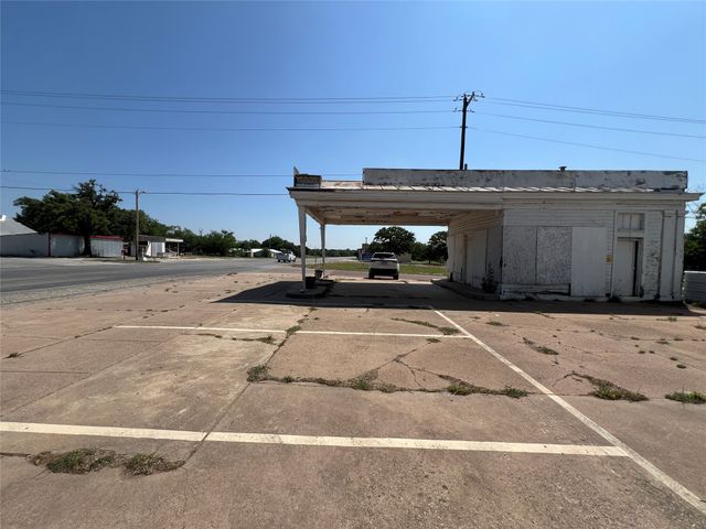 508 E 8th Street, Cisco, TX 76437