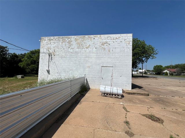 508 E 8th Street, Cisco, TX 76437