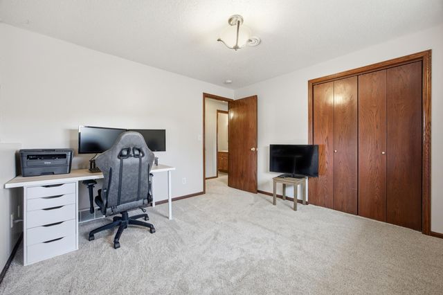 3900 13th Street S, Moorhead, MN 56560