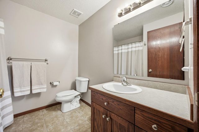 3900 13th Street S, Moorhead, MN 56560