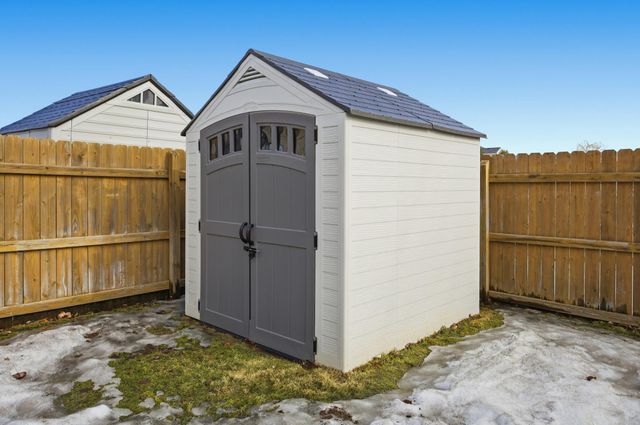 3900 13th Street S, Moorhead, MN 56560