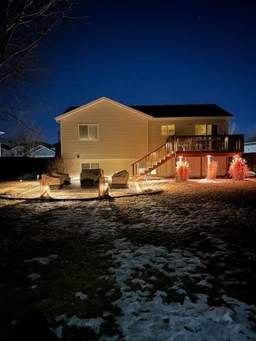 3900 13th Street S, Moorhead, MN 56560