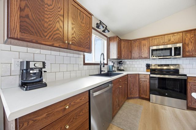 3900 13th Street S, Moorhead, MN 56560