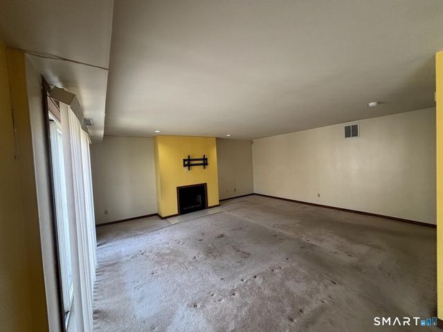 101 Grove Street 29, Stamford, CT 06901