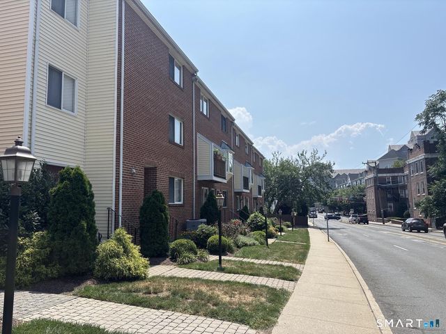 101 Grove Street 29, Stamford, CT 06901