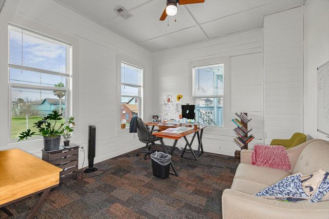 3727 Ball, Galveston, TX 77550