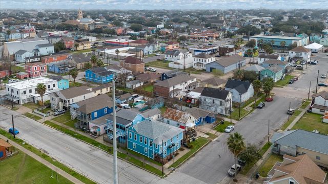 3727 Ball, Galveston, TX 77550