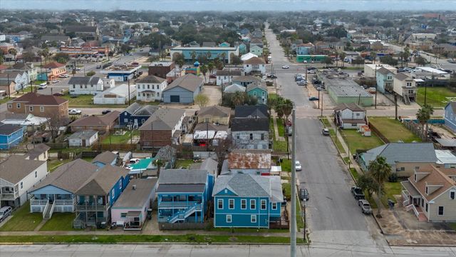 3727 Ball, Galveston, TX 77550