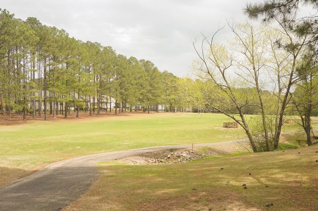 208 Bush Court, Mc Cormick, SC 29835