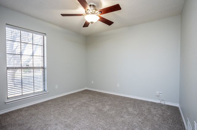 509 WISTERGLEN Drive, Desoto, TX 75115