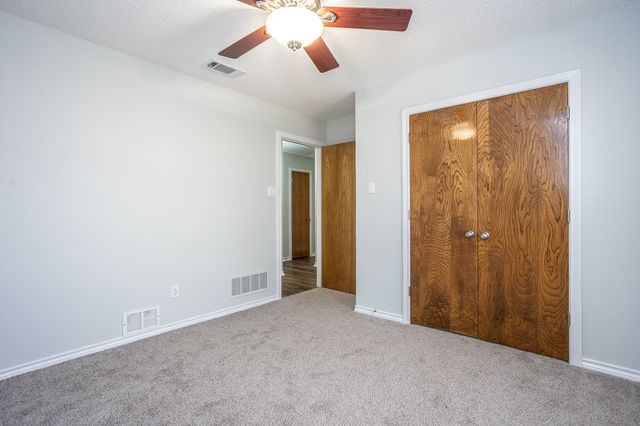 509 WISTERGLEN Drive, Desoto, TX 75115