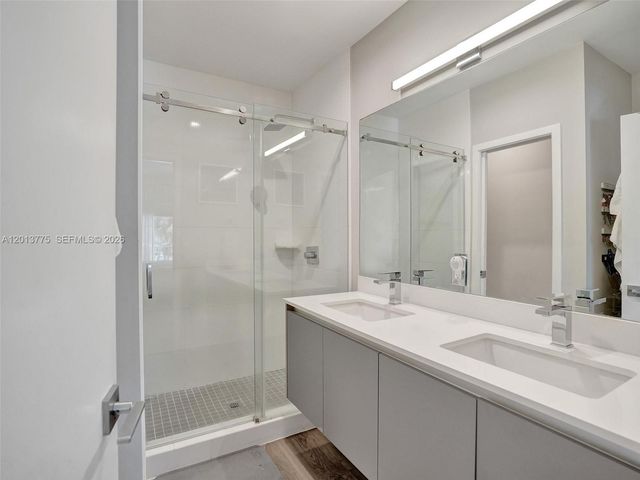 1604 SW 4th Ave, Fort Lauderdale, FL 33315