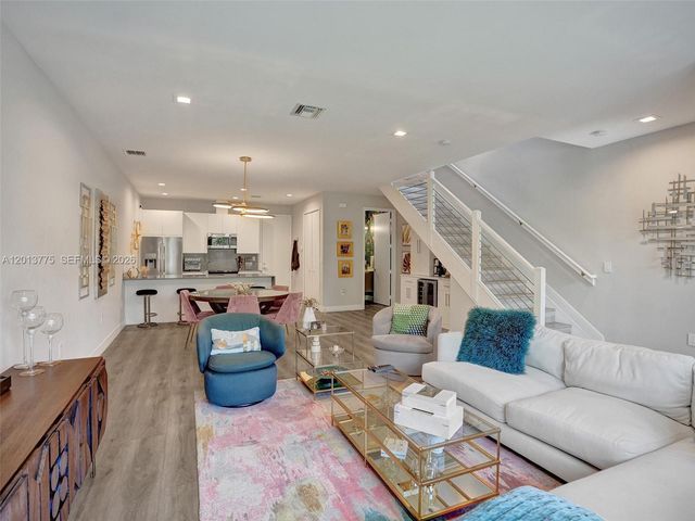 1604 SW 4th Ave, Fort Lauderdale, FL 33315
