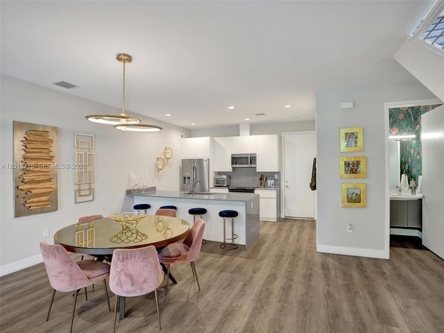1604 SW 4th Ave, Fort Lauderdale, FL 33315