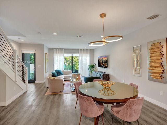 1604 SW 4th Ave, Fort Lauderdale, FL 33315
