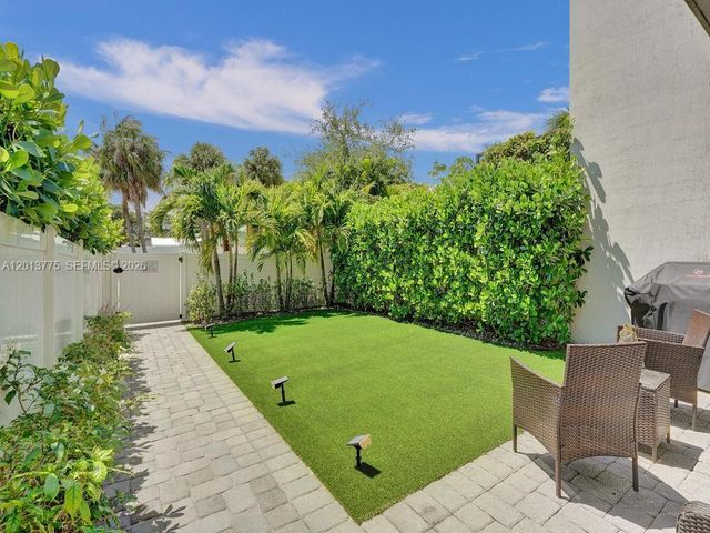 1604 SW 4th Ave, Fort Lauderdale, FL 33315