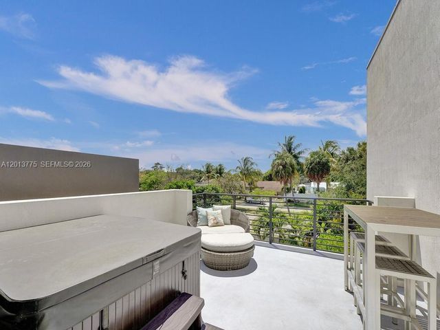 1604 SW 4th Ave, Fort Lauderdale, FL 33315