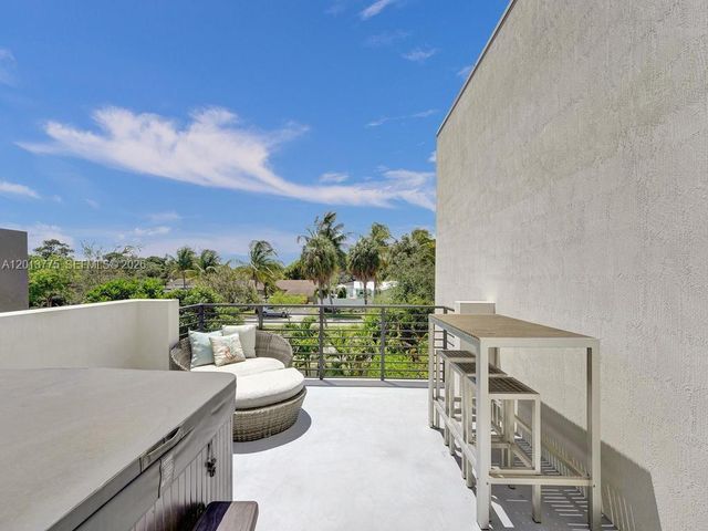 1604 SW 4th Ave, Fort Lauderdale, FL 33315