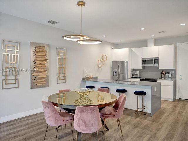 1604 SW 4th Ave, Fort Lauderdale, FL 33315