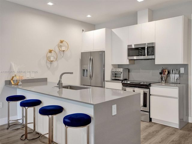 1604 SW 4th Ave, Fort Lauderdale, FL 33315