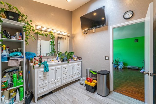 40224 Holden Circle, Temecula, CA 92591