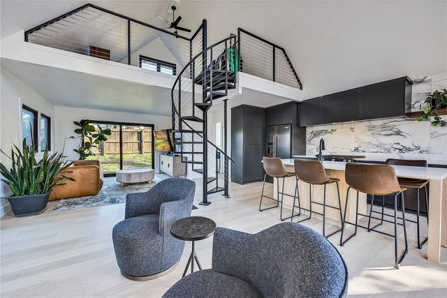 1701 NW 3rd Street, Bentonville, AR 72712